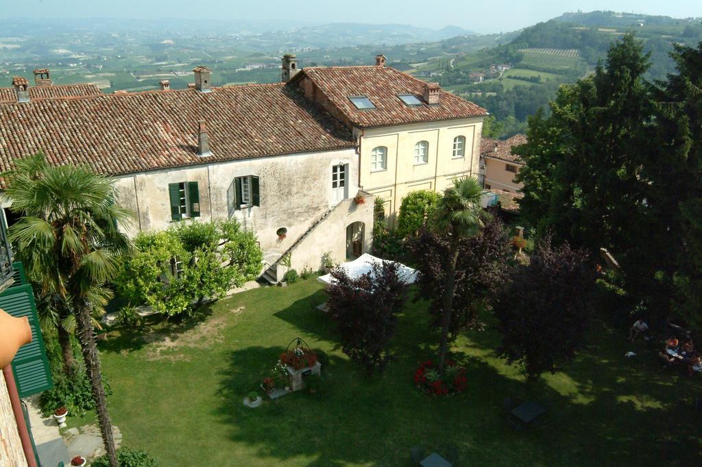 Albergo Real Castello Verduno Exterior foto